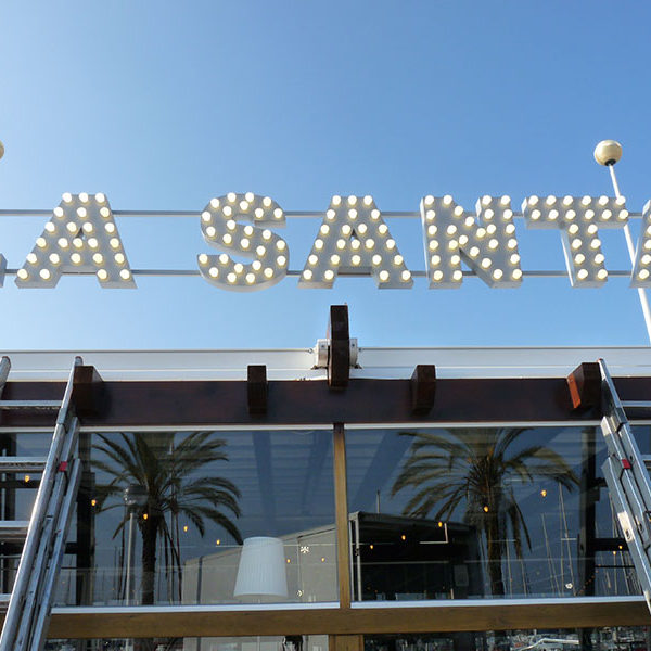 Letras de aluminio con bombillas led