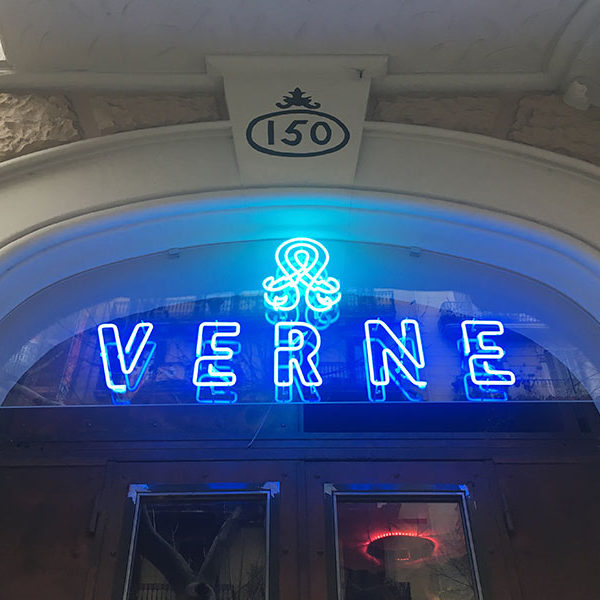 Letreros de neon en Barcelona